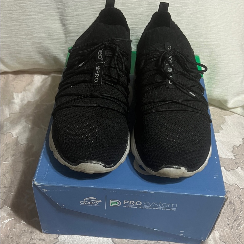 Abeo Black Knit Sneakers